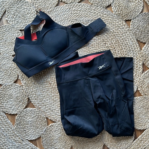 Underarmour bra & leggings set - Picture 1 of 1